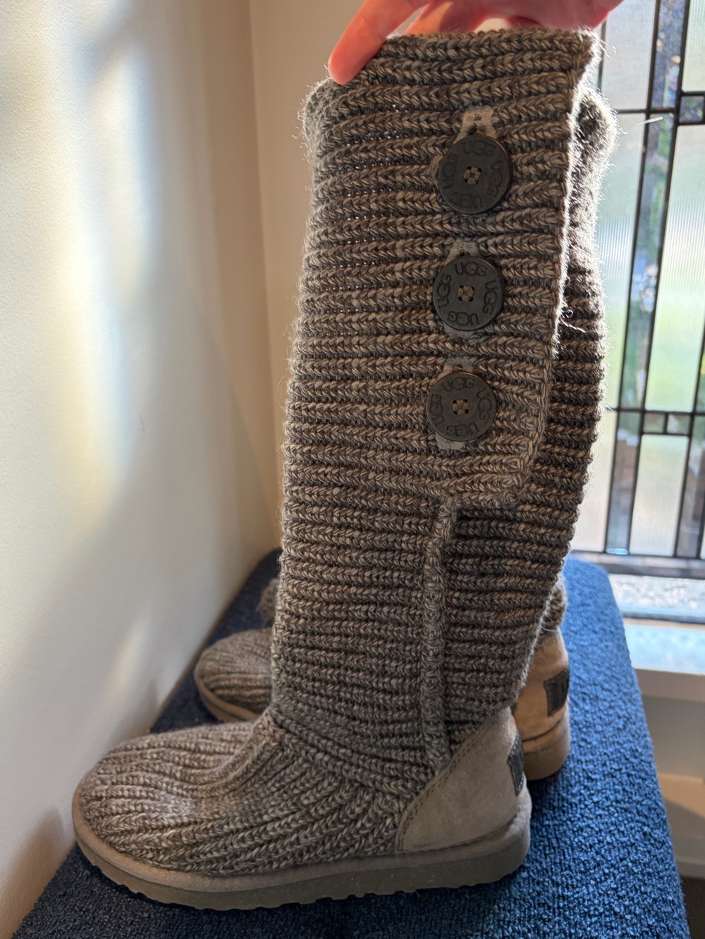 UGG Classic Cardy Tall Knit Boots – Gray – Women’s Size 7